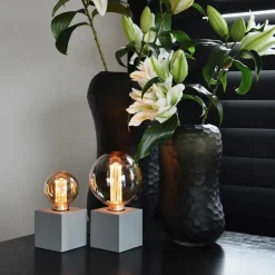 Calex tafelarmatuur kubus beton