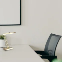 Dimbare LED bureaulamp brons verstelbaar