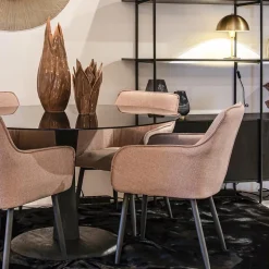 Eetkamertafel ronde glazen plaat zwart met mango houten voet