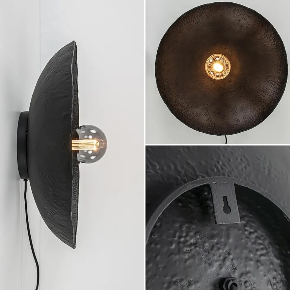 Mat zwarte wandlamp Neva inclusief snoer