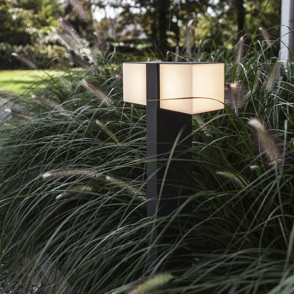 Moderne LED buitenlamp dubbele kubus op paal IP54