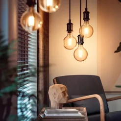 Philips Hue 7w e27 globe gold 125mm 2100k