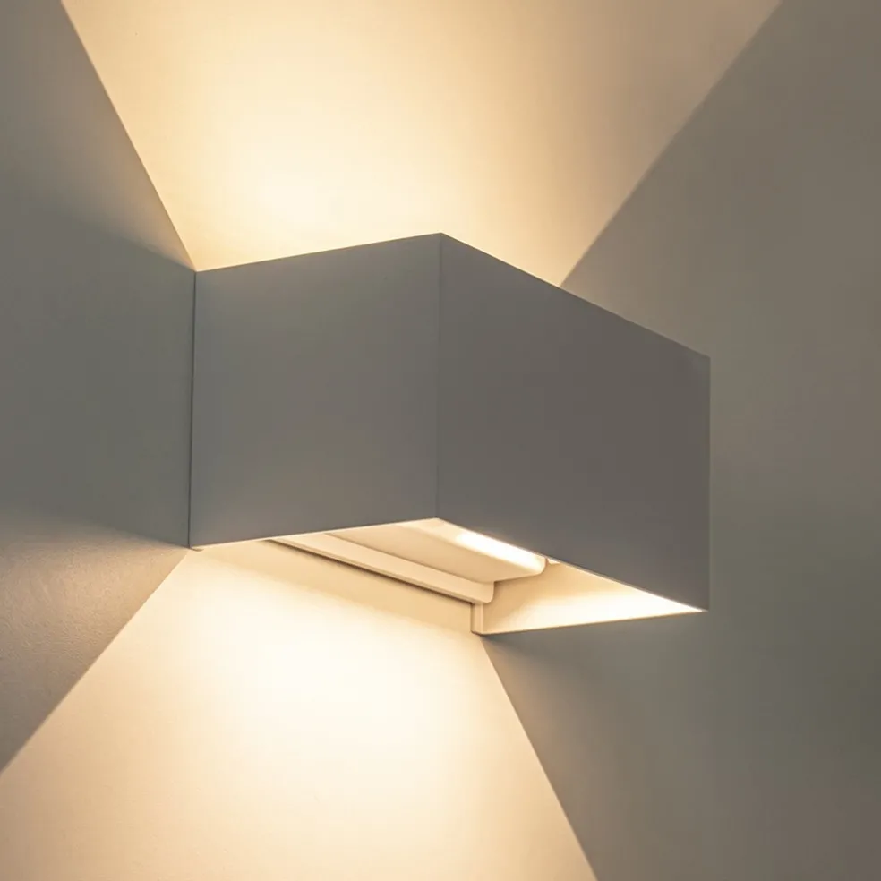 Rechthoekige LED buitenlamp wit verstelbaar