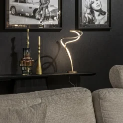 Sierlijke LED tafellamp goud dimbaar