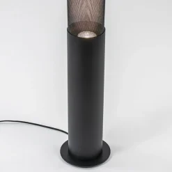 Stoere vloerlamp cilinder zwart met spot