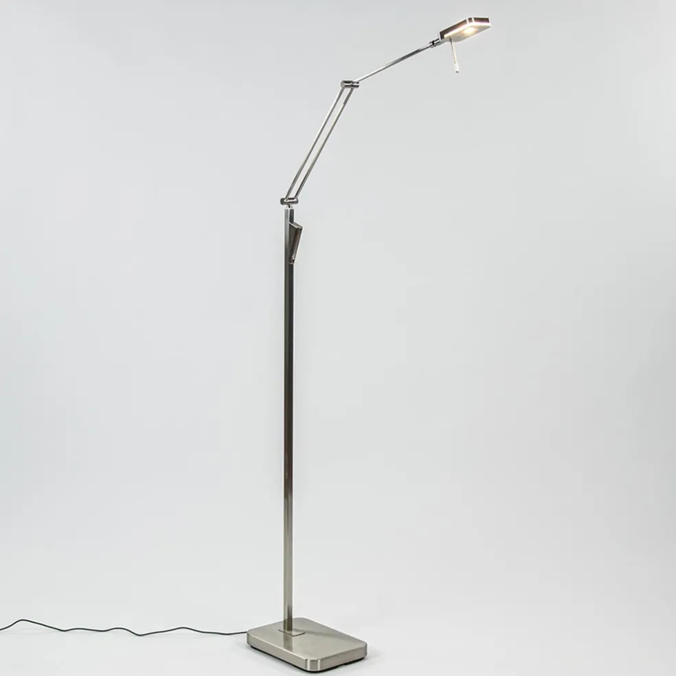 Strak klassieke leeslamp nikkel met dimbaar LED
