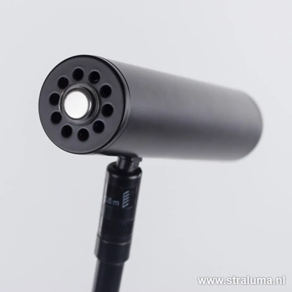 Strakke zwarte design vloerlamp LED