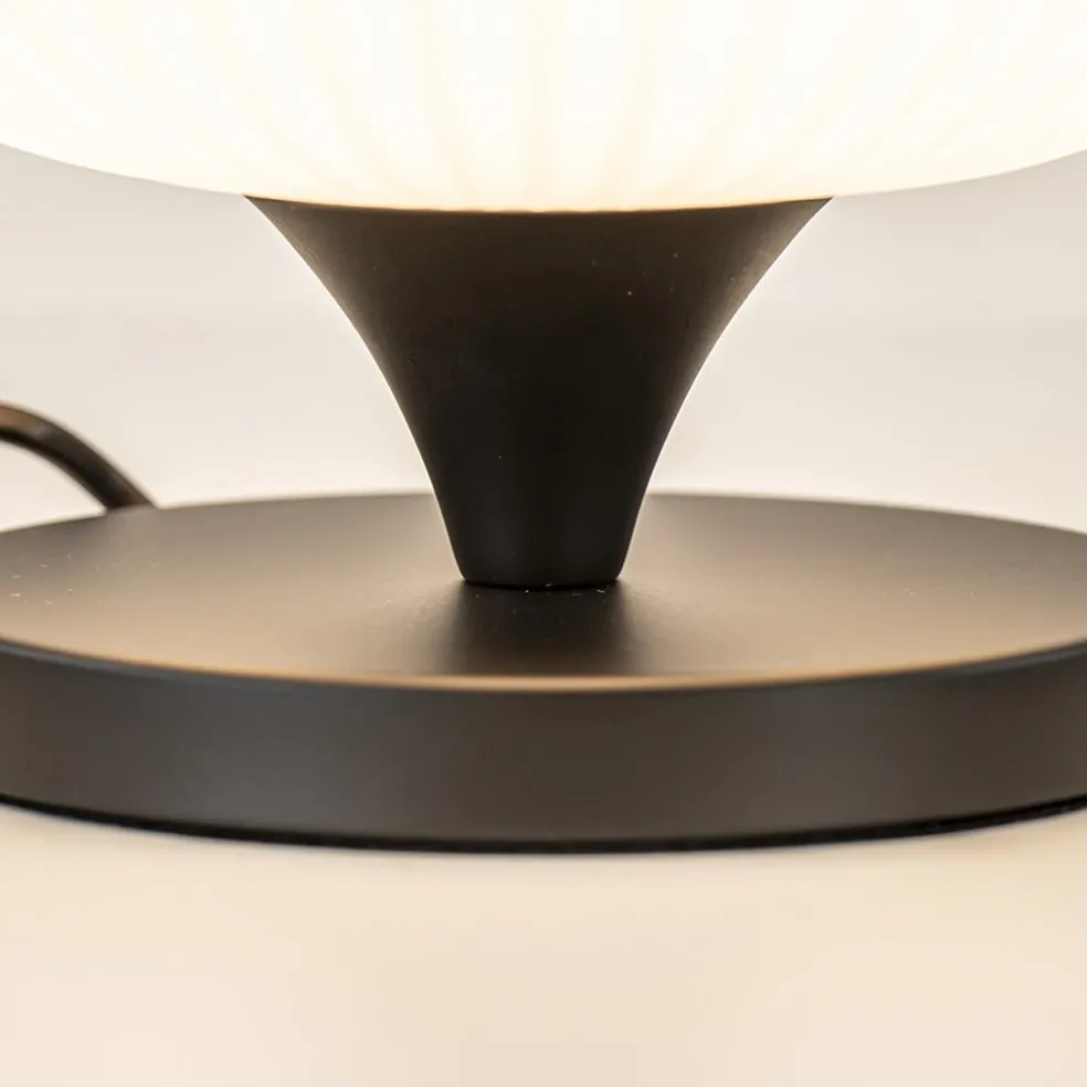 Tafellamp mat zwart met wit glas