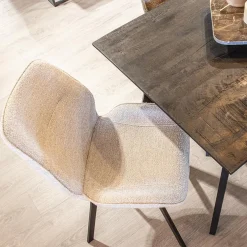 Trendy eetkamerstoel stof naturel met zwarte poot