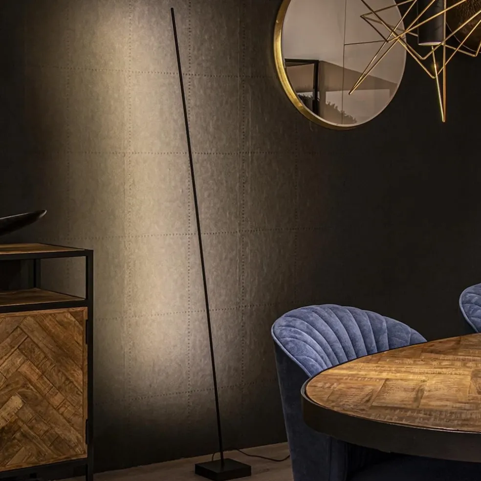 Vloerlamp Think pin zwart met pushdimmer