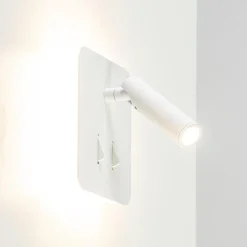 Witte wandlamp vierkant inclusief LED en spot